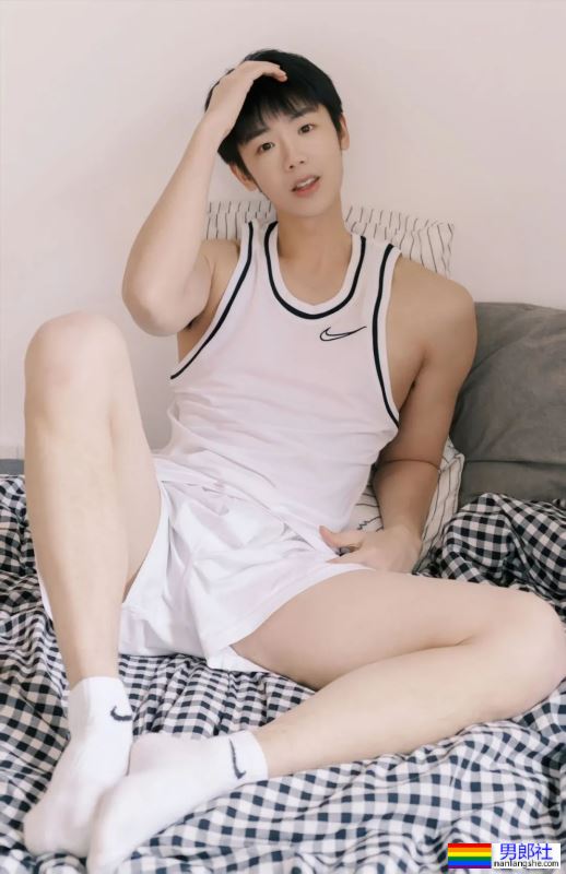 白白嫩嫩小奶狗 - 51虹马