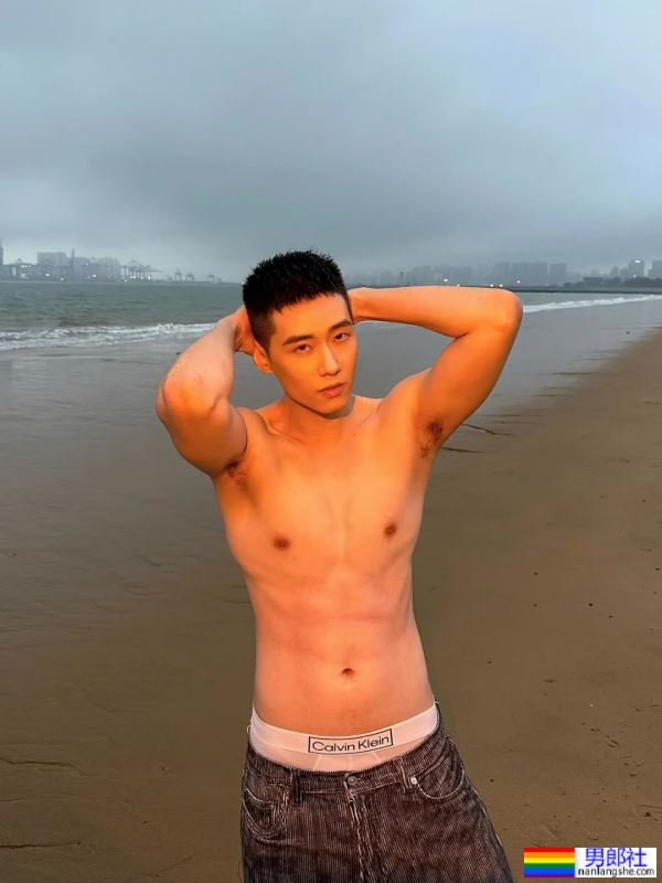 第二张差点流出来 - 51虹马