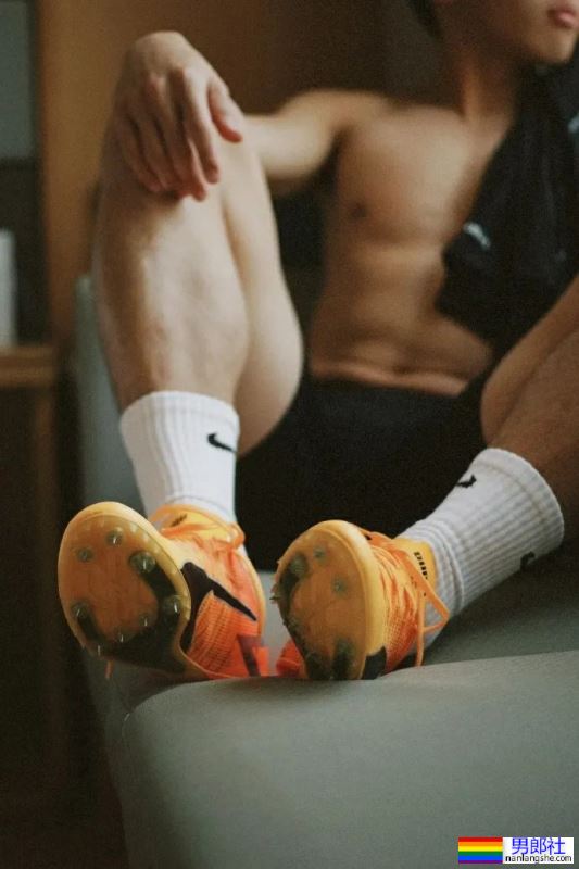 看得直流哈喇子 - 51虹马