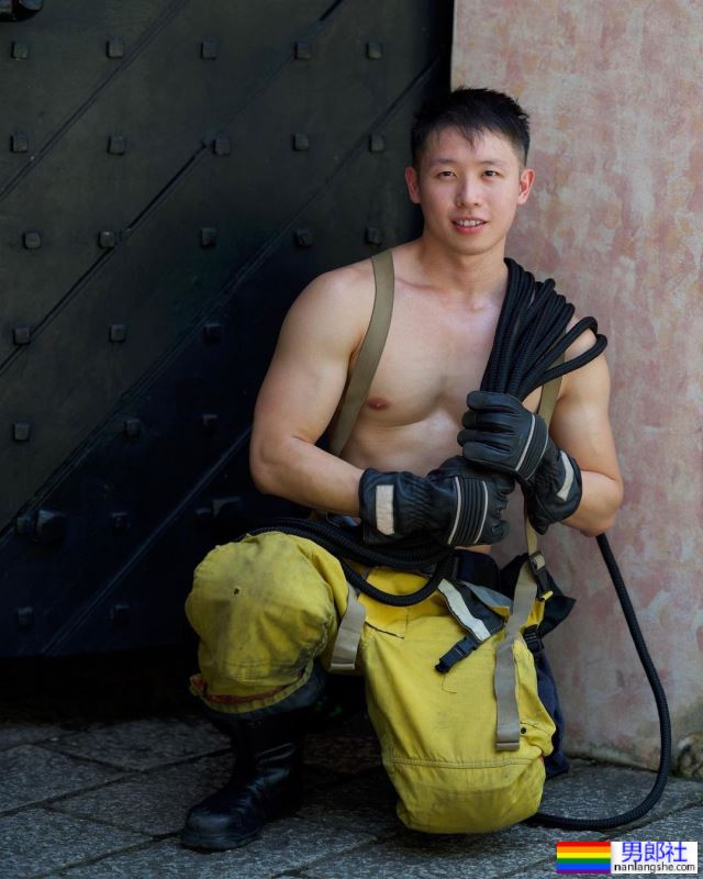 鲜肉｜淡淡的帅最耐看！简单自然的盐颜男：Clarence - 51虹马