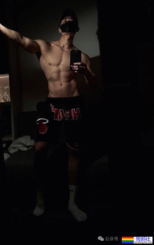 宽肩窄腰双开门身材男人，广东必吃榜top1，绝不可错过！ - 51虹马