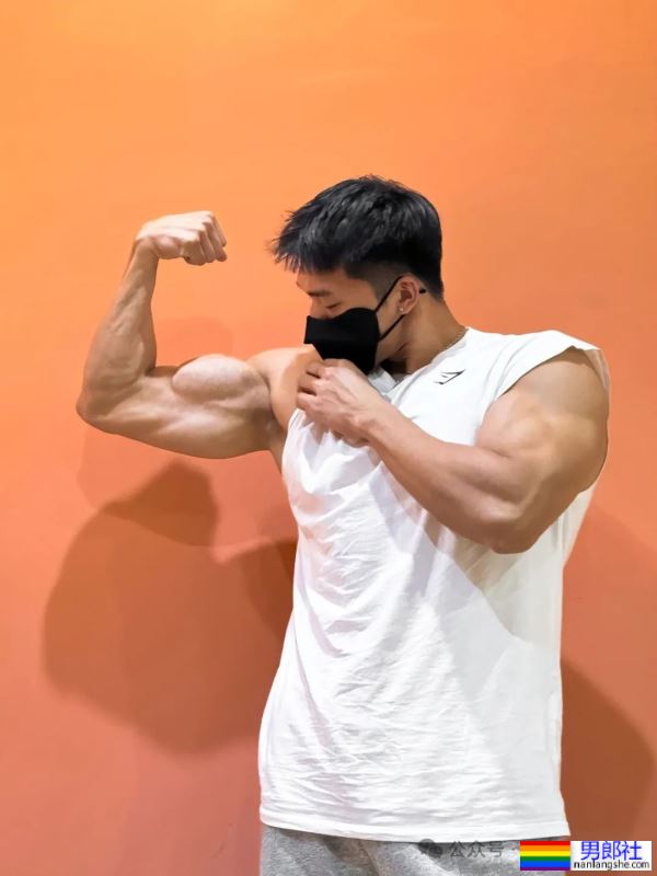 45码大脚黑皮体育生——我愿称之为天菜Top1！！！ - 51虹马