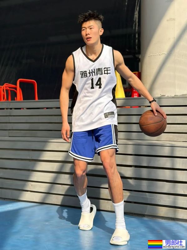 篮球运动员，荷尔蒙爆棚 - 51虹马