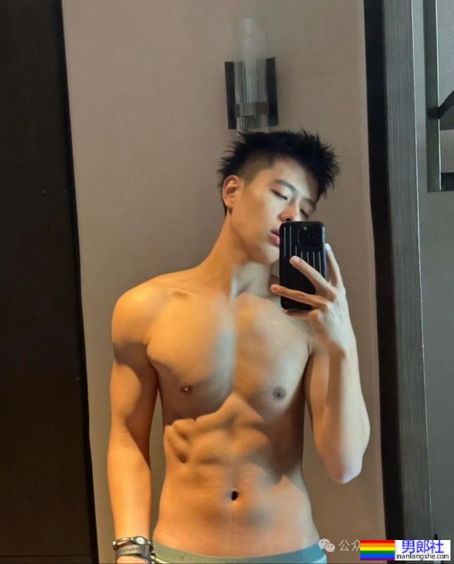 188cm苏州大学的体育生小哥哥 - 51虹马