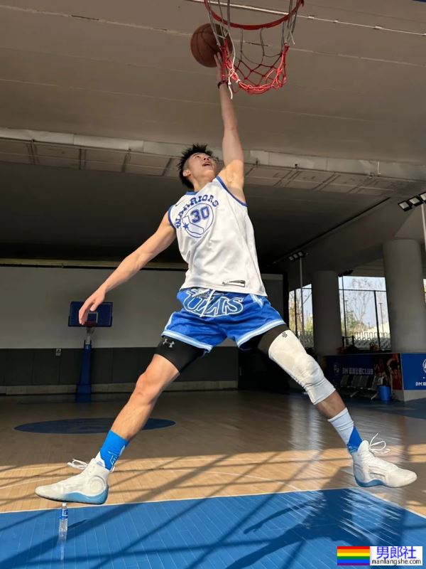 篮球运动员，荷尔蒙爆棚 - 51虹马