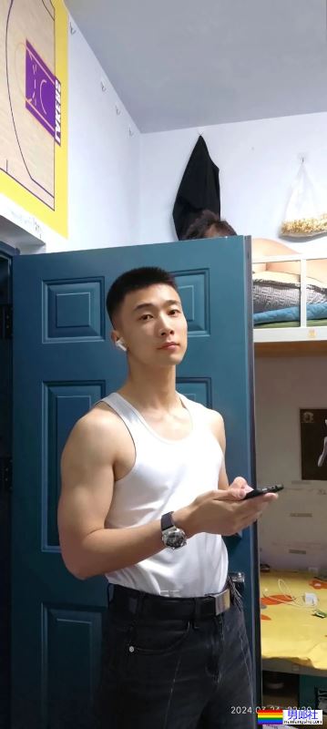 黑龙江寸头直男退役小哥，东北爷们气质太浓了 - 51虹马