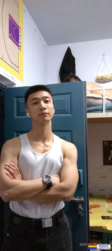 黑龙江寸头直男退役小哥，东北爷们气质太浓了 - 51虹马