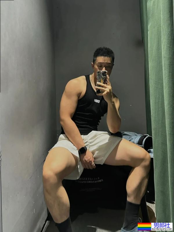 男人的大粗腿，看着会不会更man - 51虹马