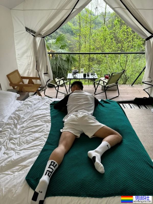 黑皮小哥哥，看着真有味道 - 51虹马