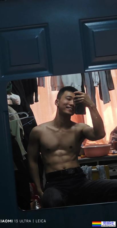 黑龙江寸头直男退役小哥，东北爷们气质太浓了 - 51虹马