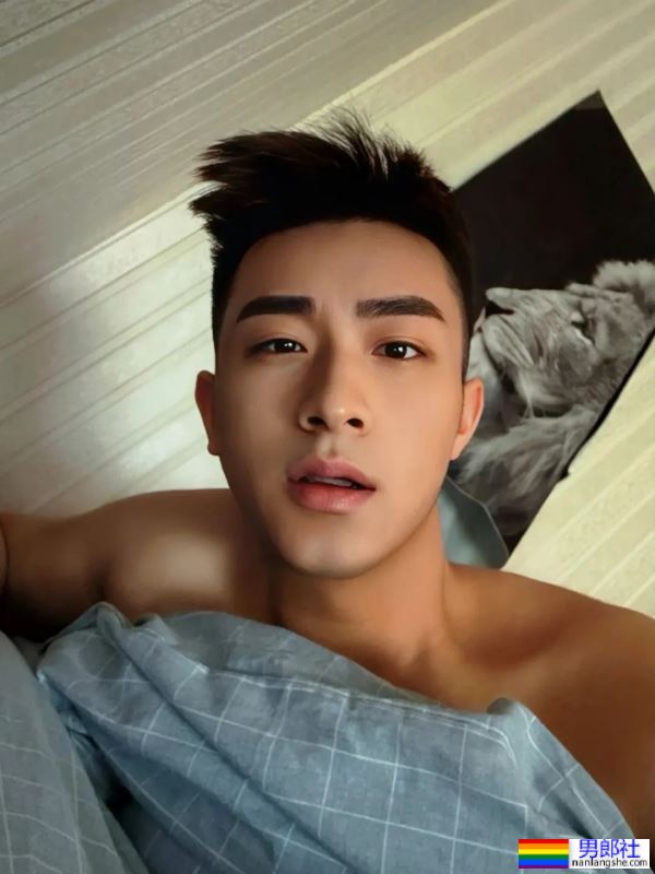 185cm河南爷们，嘎嘎板正 - 51虹马