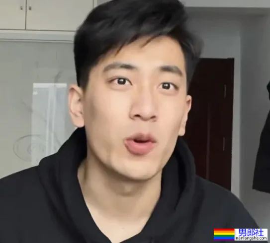 盘点:2024年第一季度被采访的博主帅哥 - 51虹马 盘点:2024年第一季度被采访的博主帅哥 - 51虹马