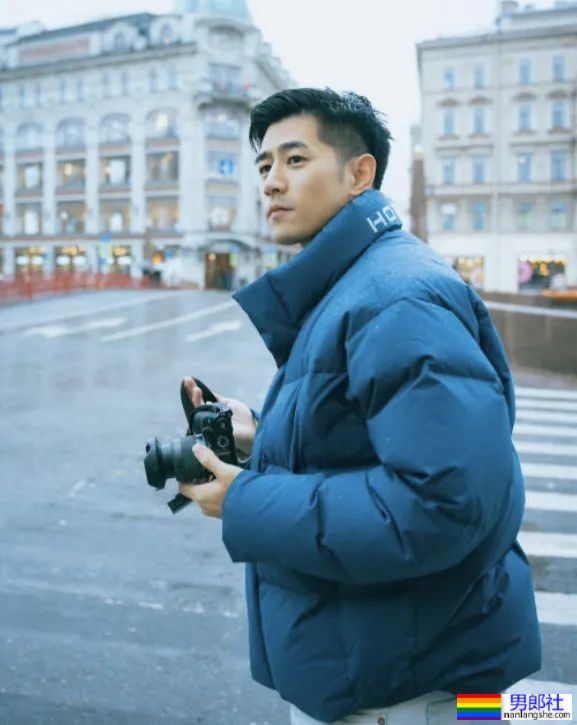 盘点:2024年第一季度被采访的博主帅哥 - 51虹马 盘点:2024年第一季度被采访的博主帅哥 - 51虹马