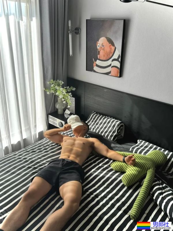 男人的大粗腿，看着会不会更man - 51虹马