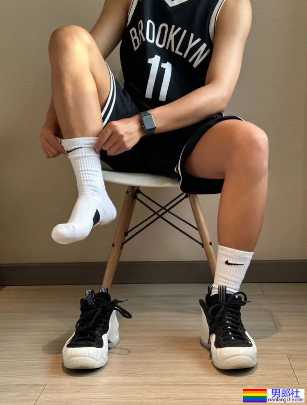 黑皮小哥哥，看着真有味道 - 51虹马