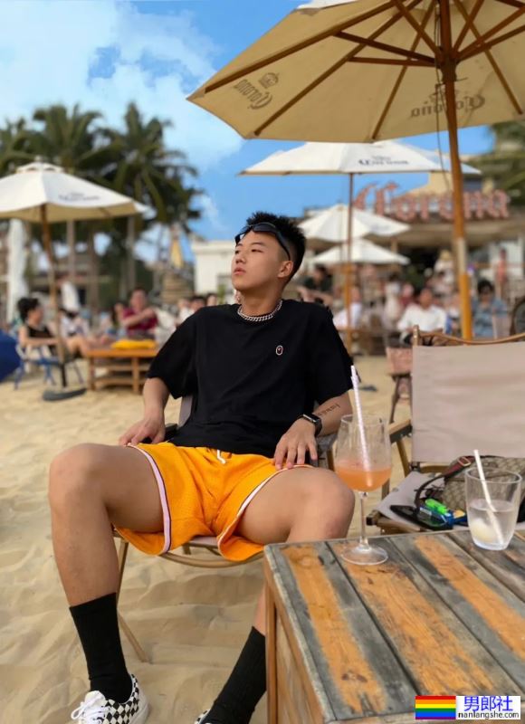 黑皮小哥哥，看着真有味道 - 51虹马