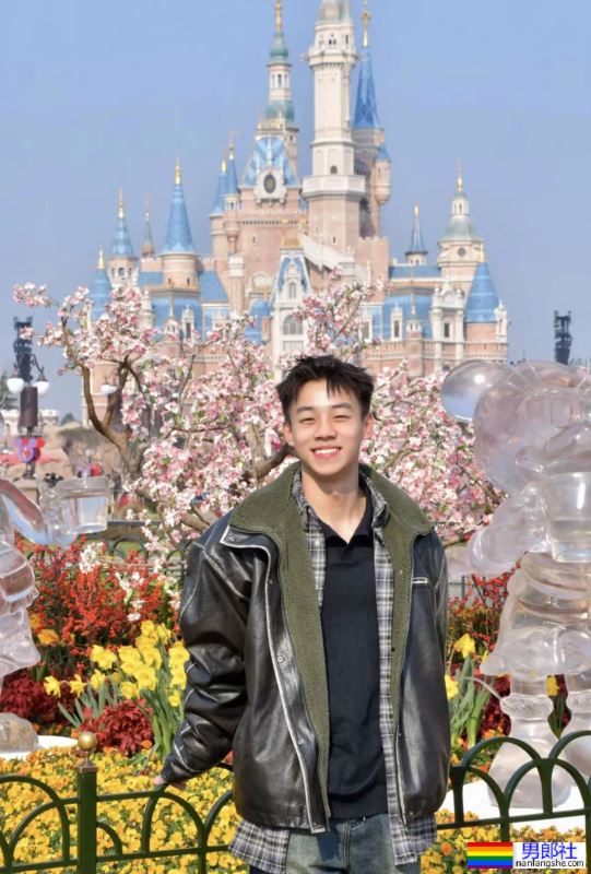 盘点:2024年第一季度被采访的博主帅哥 - 51虹马 盘点:2024年第一季度被采访的博主帅哥 - 51虹马