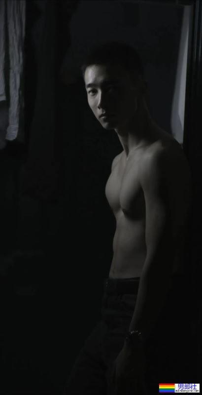 黑龙江寸头直男退役小哥，东北爷们气质太浓了 - 51虹马