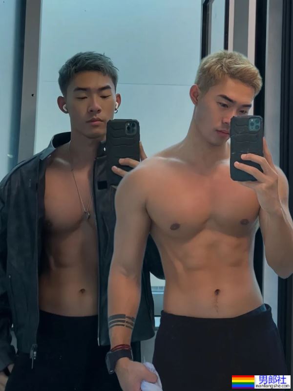 喜欢黑毛还是黄毛,黑皮体育生,太可了啊-51虹马