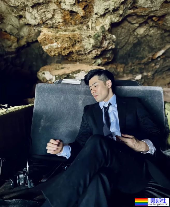 盘点:2024年第一季度被采访的博主帅哥 - 51虹马 盘点:2024年第一季度被采访的博主帅哥 - 51虹马