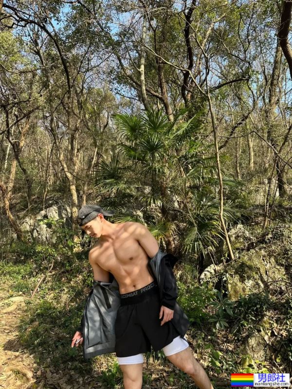 我最讨厌别人拿枪对着我了 - 51虹马