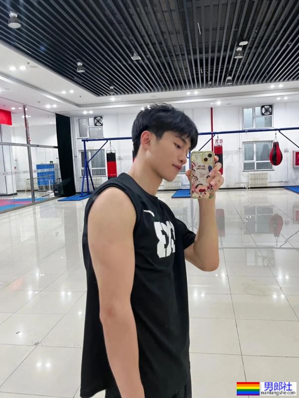 北体武术散打运动员，真的又帅又能打 - 51虹马