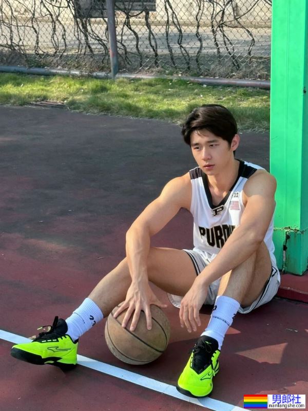 极品天菜，篮球少年-51虹马