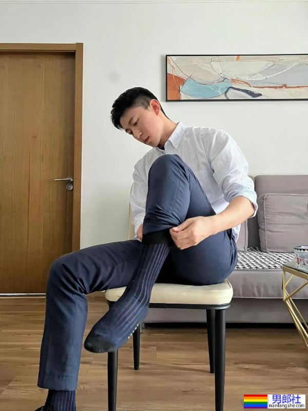 轻熟商务男，正装 - 51虹马