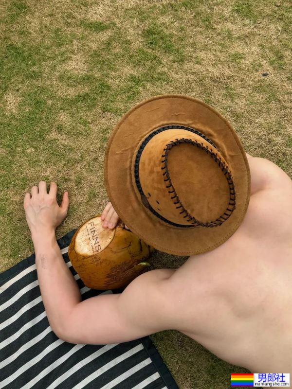 宝子们，这身材看着就馋哭了 - 51虹马