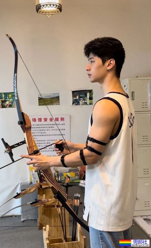 极品天菜，篮球少年 - 51虹马