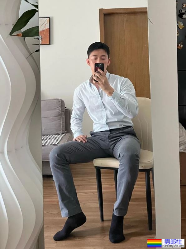 轻熟商务男，正装 - 51虹马