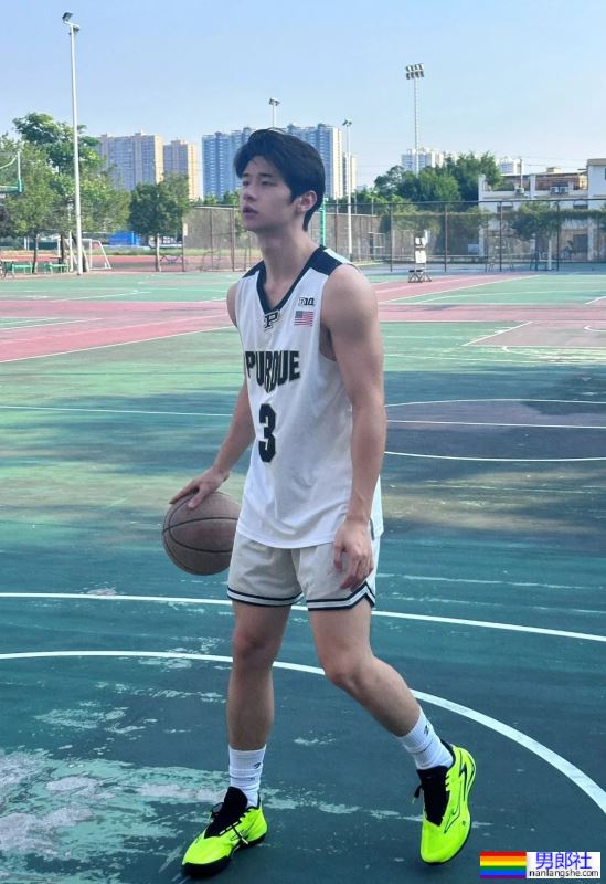 极品天菜，篮球少年 - 51虹马