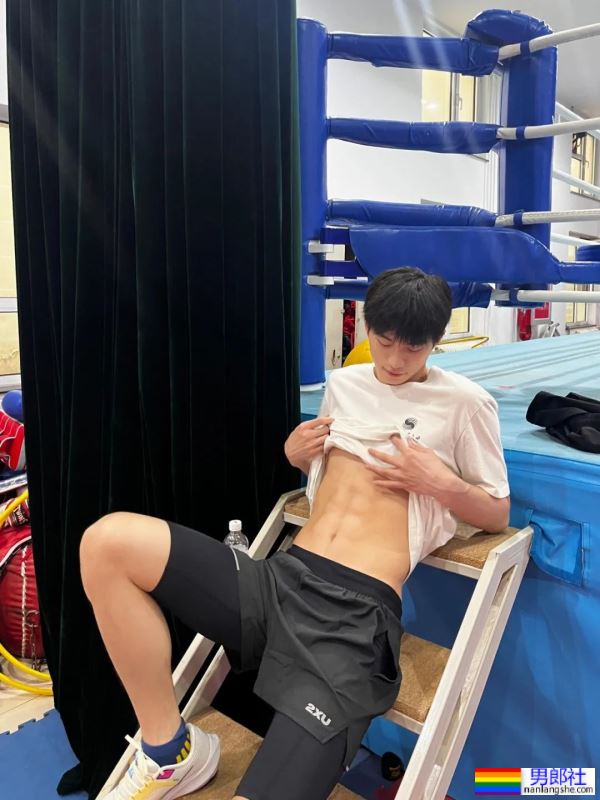 北体武术散打运动员,真的又帅又能打-51虹马