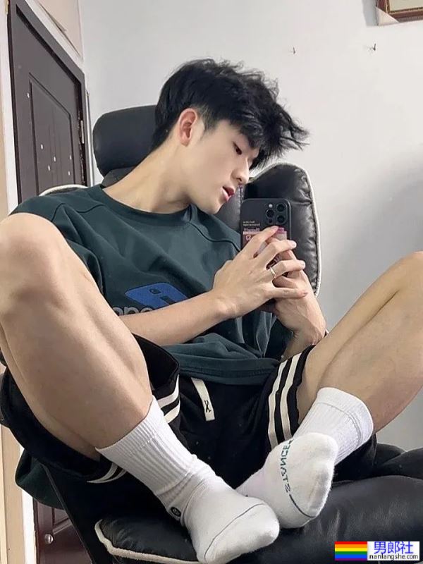 高颜值帅哥一枚-51虹马