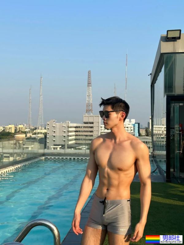 我最讨厌别人拿枪对着我了-51虹马