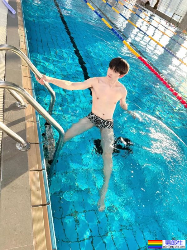 细直长腿🦵小哥哥 - 51虹马