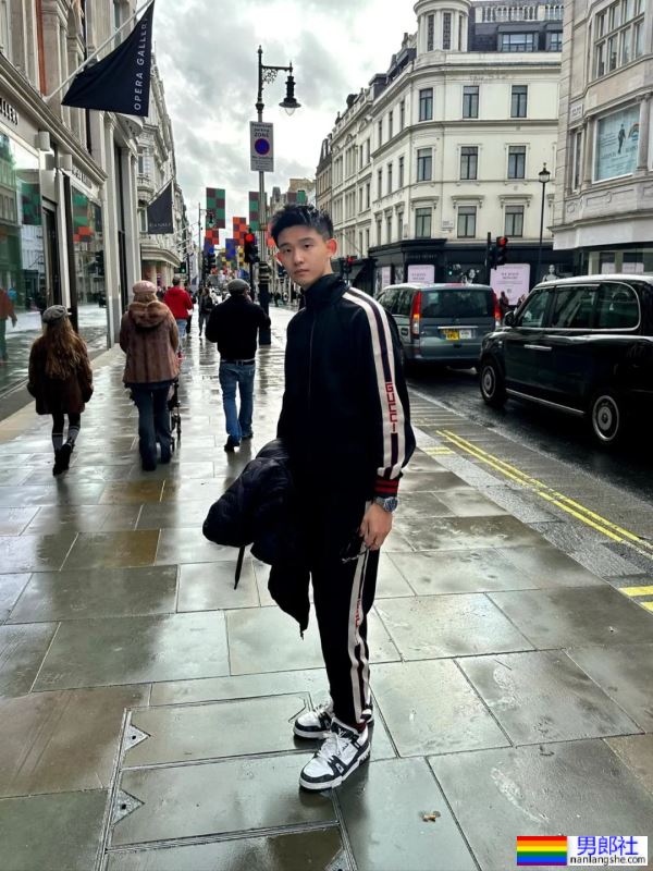 可狼可奶，小帅哥 - 51虹马