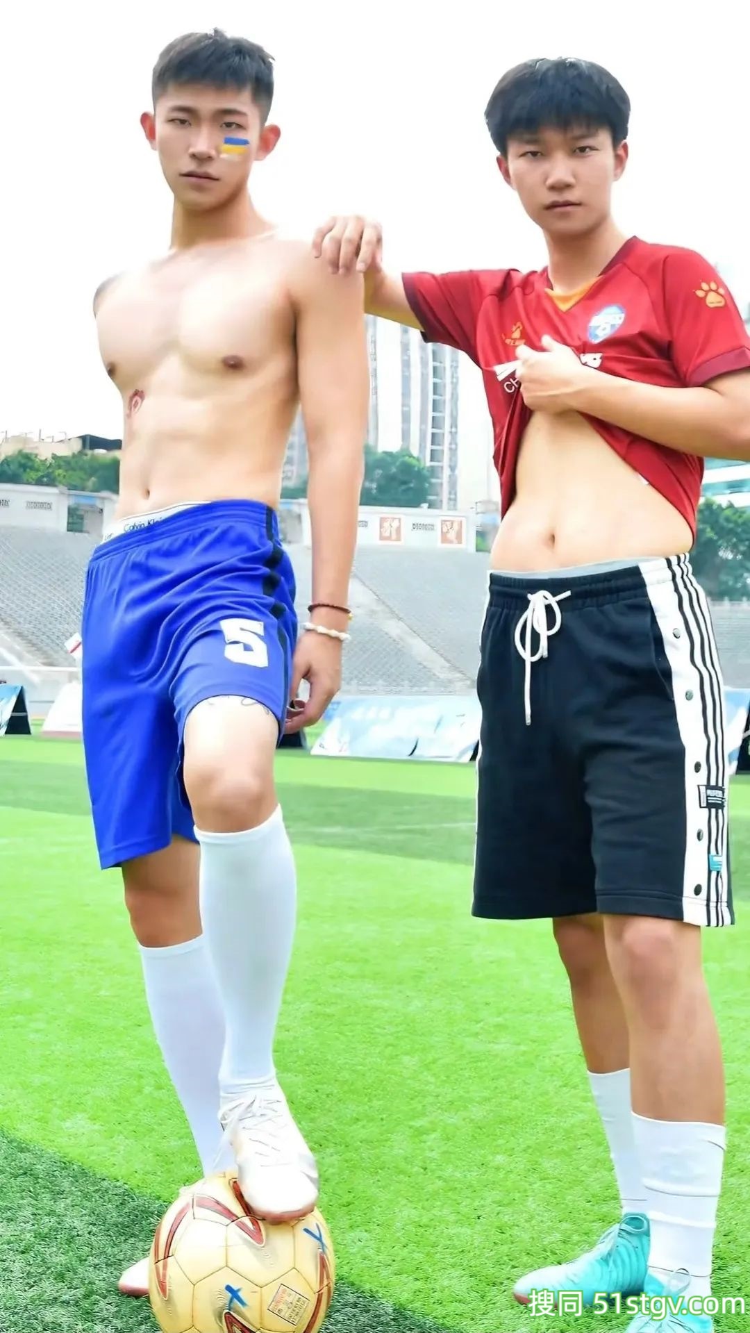 足球大男孩，我一直男都可以 - 51虹马