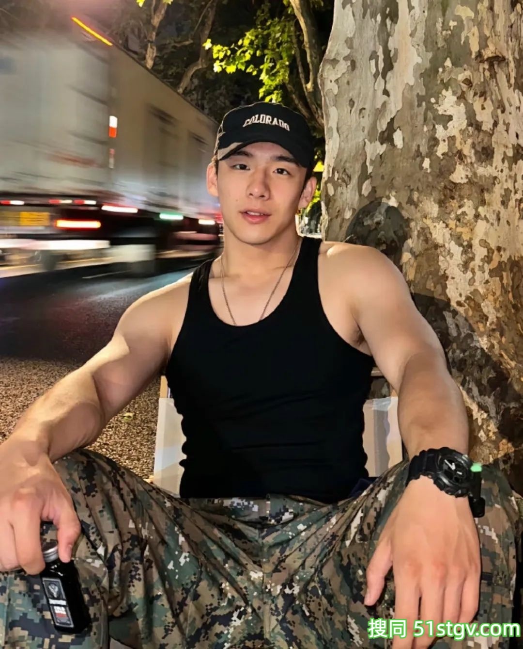 183CM上海交大帅哥,到底谁在享用!-51虹马