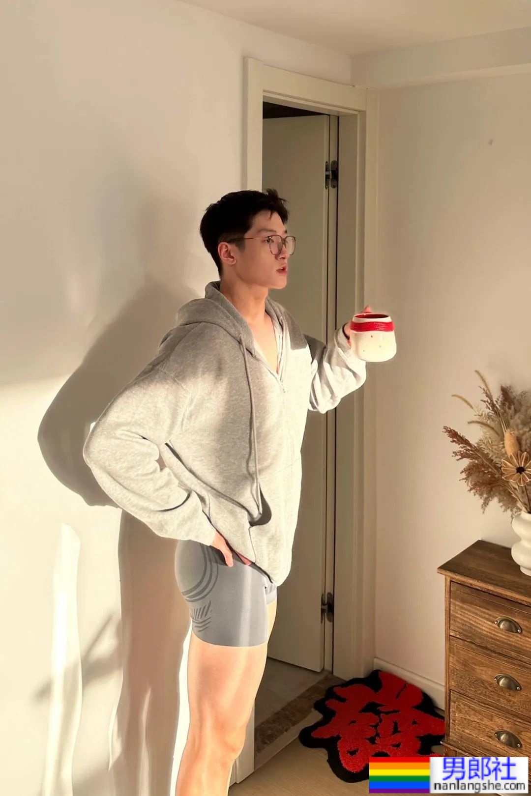 白白净净，好大一包 - 51虹马