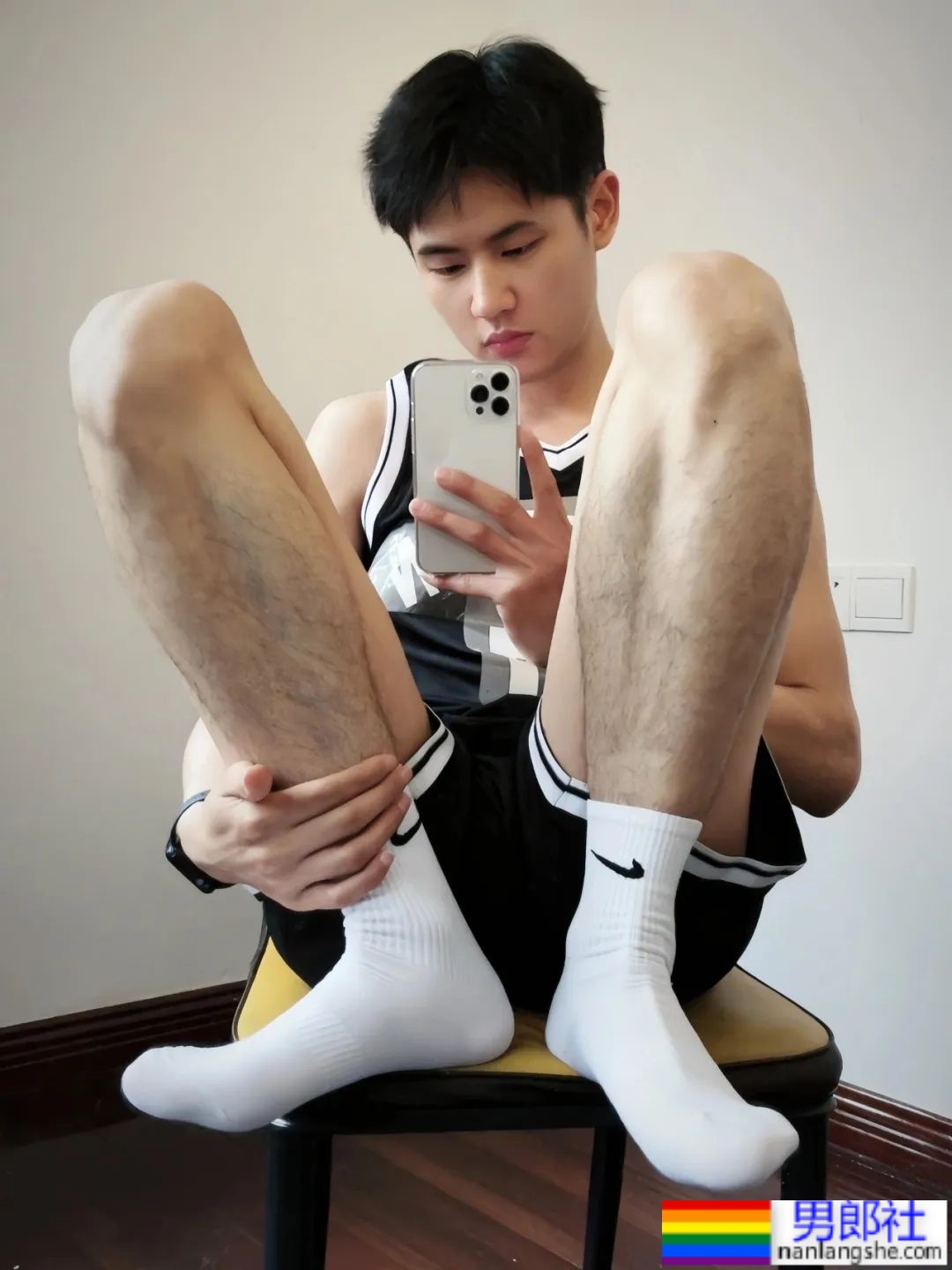 这拍照姿势，是直男吗 - 51虹马