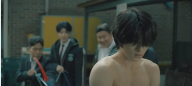 《黑帮的我成了高中生》少年长期遭受校园霸凌,自杀时砸在黑社会大佬身上,大佬灵魂附身少年。 - 51虹马 《黑帮的我成了高中生》少年长期遭受校园霸凌,自杀时砸在黑社会大佬身上,大佬灵魂附身少年。 - 51虹马