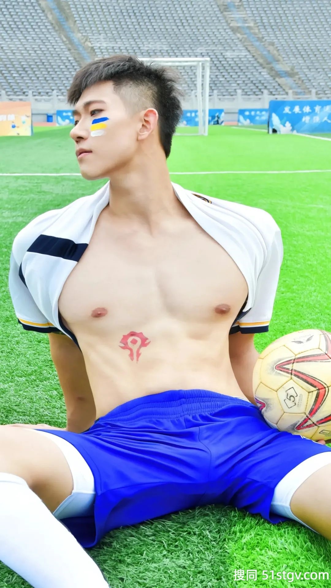 足球大男孩，我一直男都可以 - 51虹马