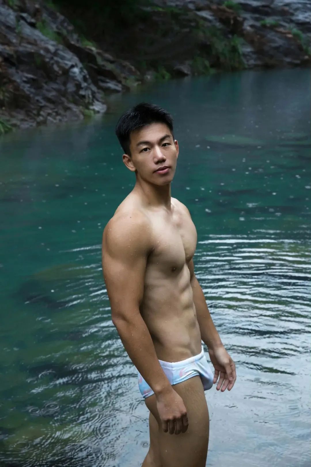 夏天够热，就不要发烧了，快到山里玩水 - 51虹马