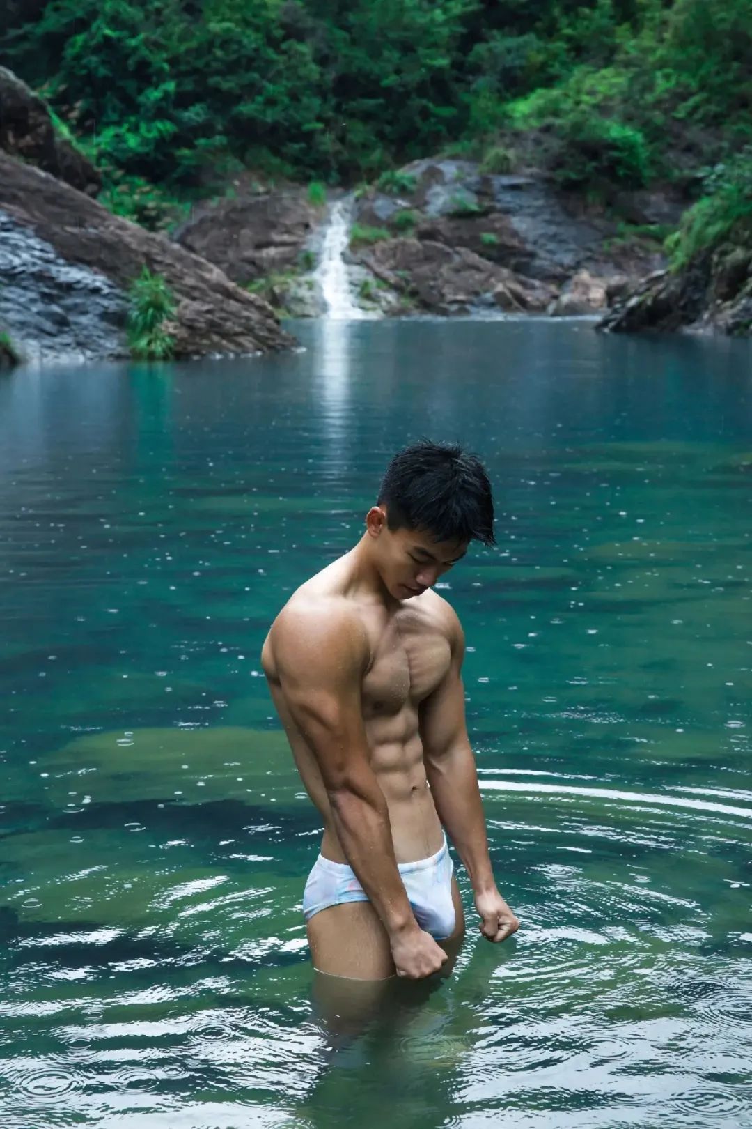 夏天够热，就不要发烧了，快到山里玩水 - 51虹马