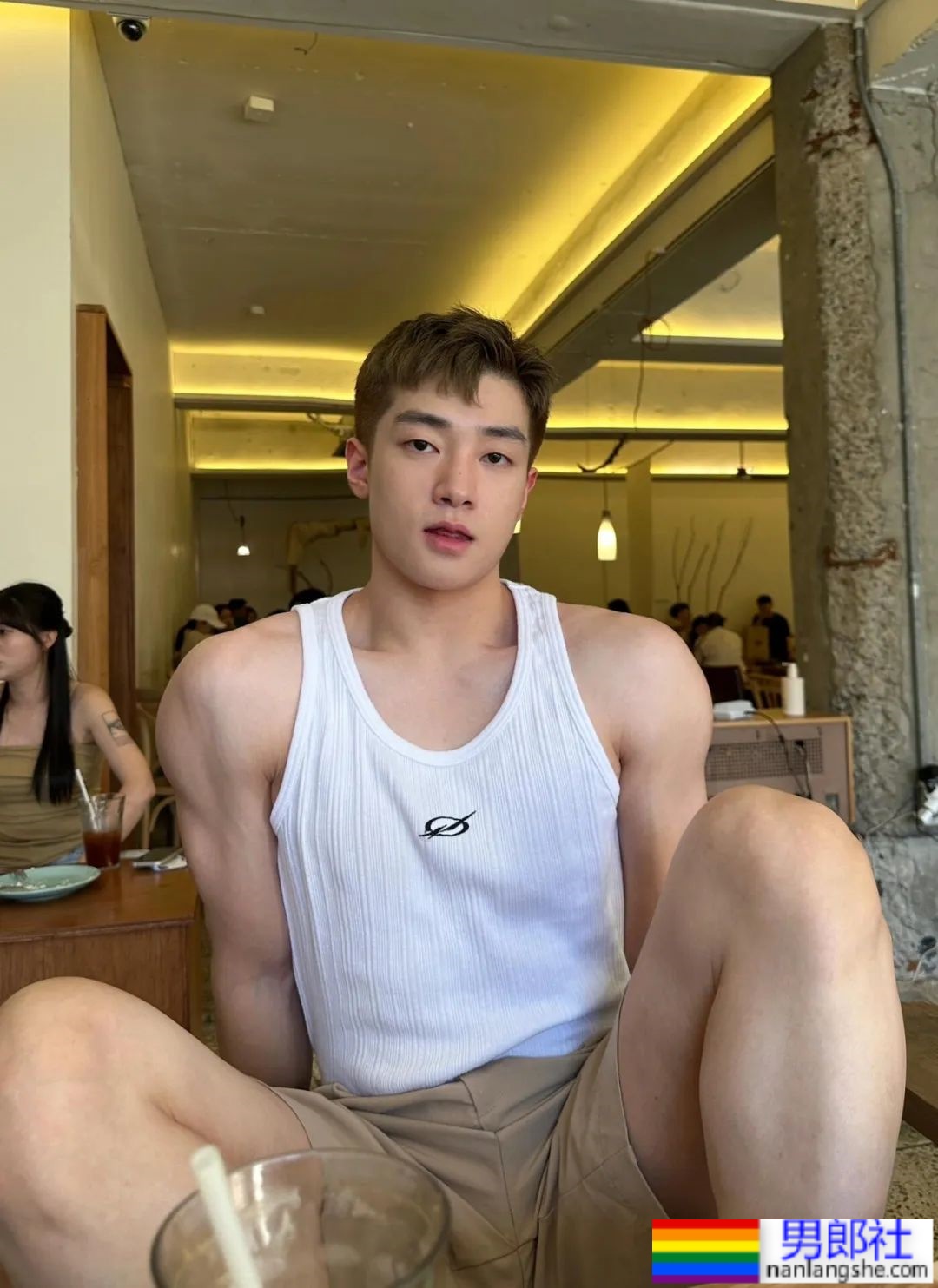 白白净净，好大一包 - 51虹马