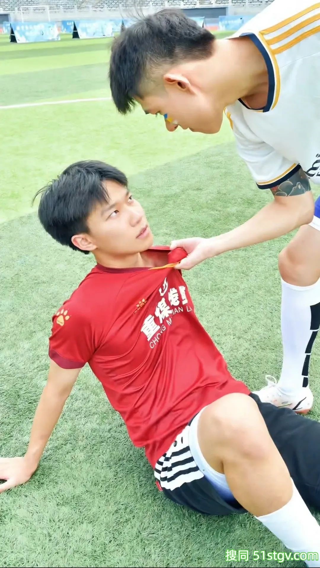 足球大男孩，我一直男都可以 - 51虹马
