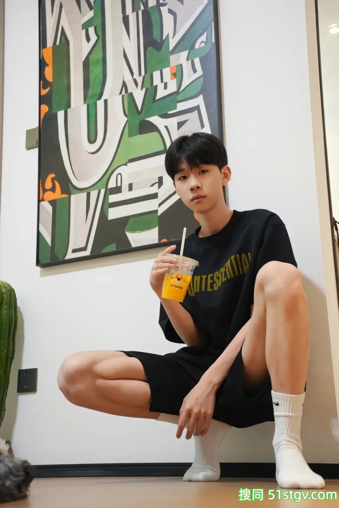 白净小奶狗，男高 - 51虹马