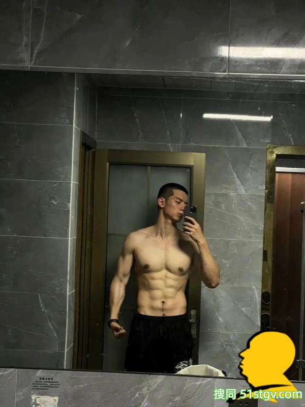 成都0都想掰弯的寸头西北汉子！ - 51虹马