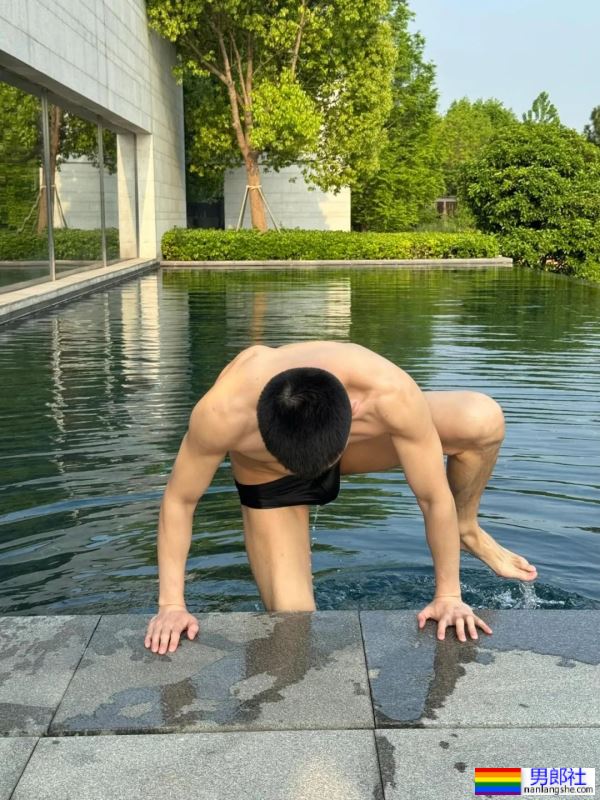 188cm，长腿特别好看，直粗细均匀 - 51虹马